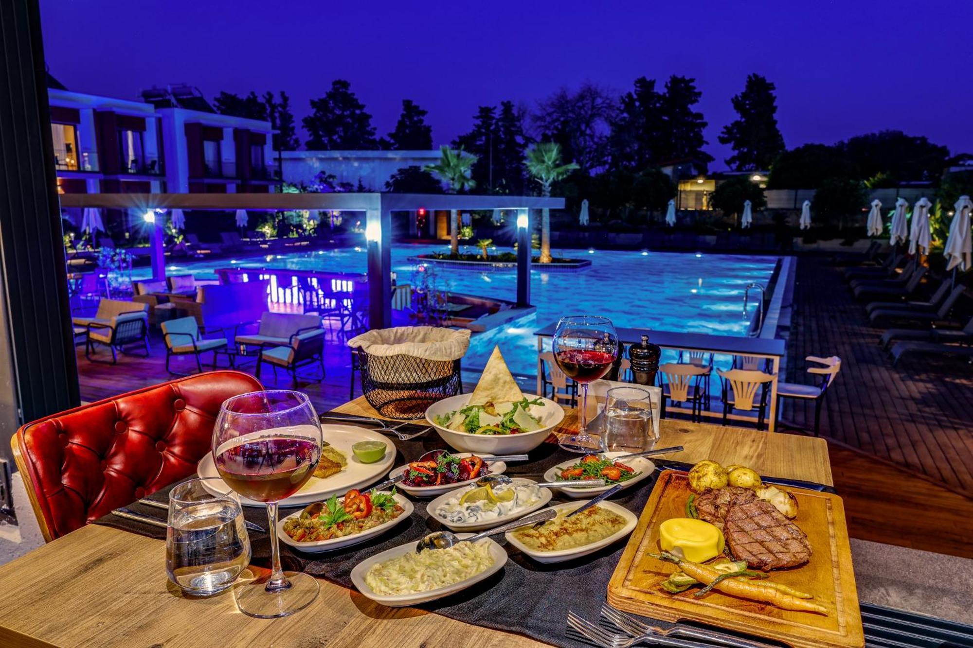 Celeste Bella Luxury Hotel & Spa Ortakent Exteriér fotografie